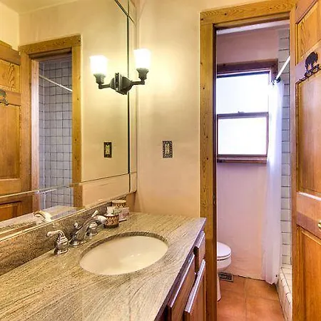 Southwest At The Railyard Apartment *